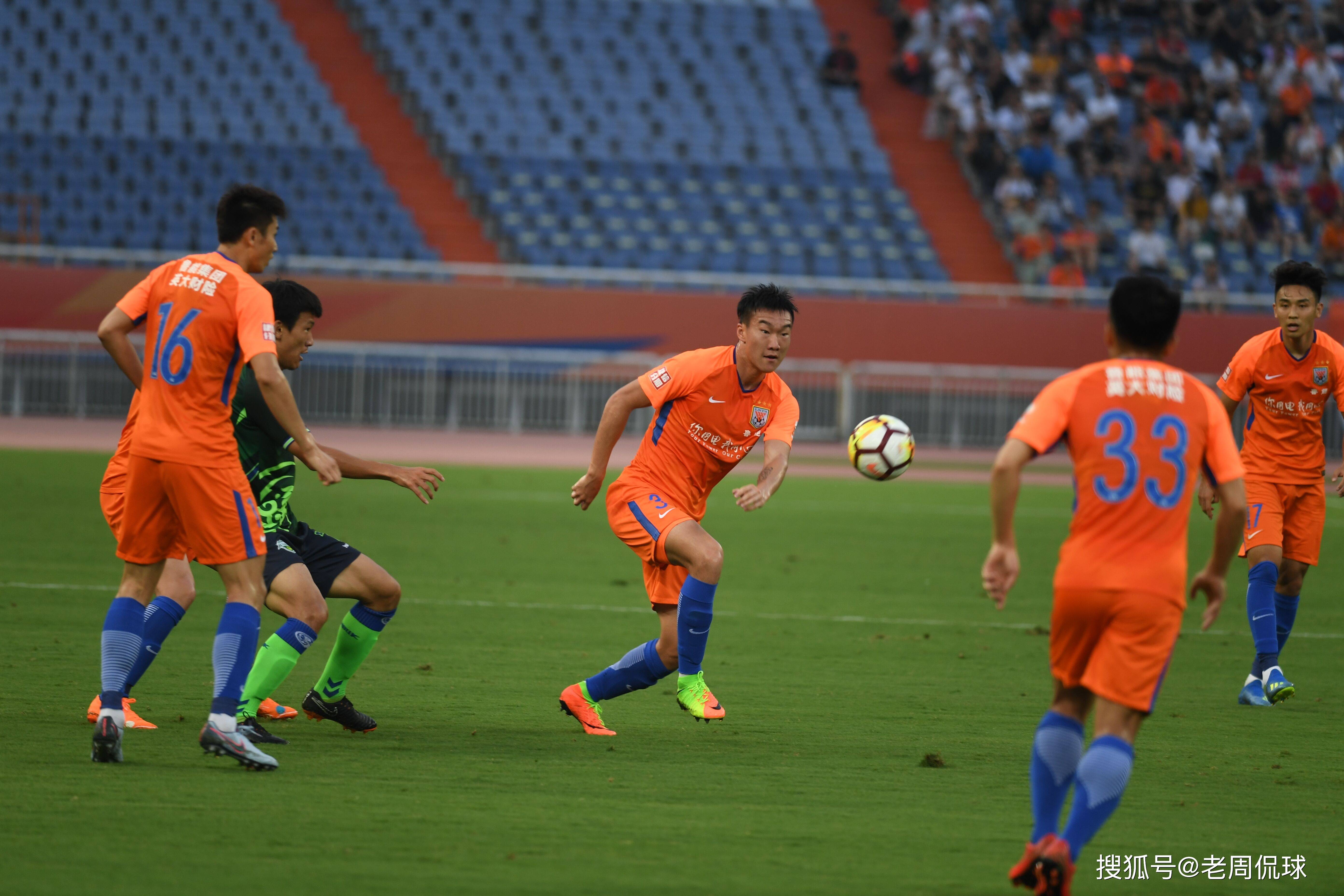 包含清晨山东泰山调整名单以备社区盾，回应争议环节打磨，信心回归，赛程密集仍需轮换的词条